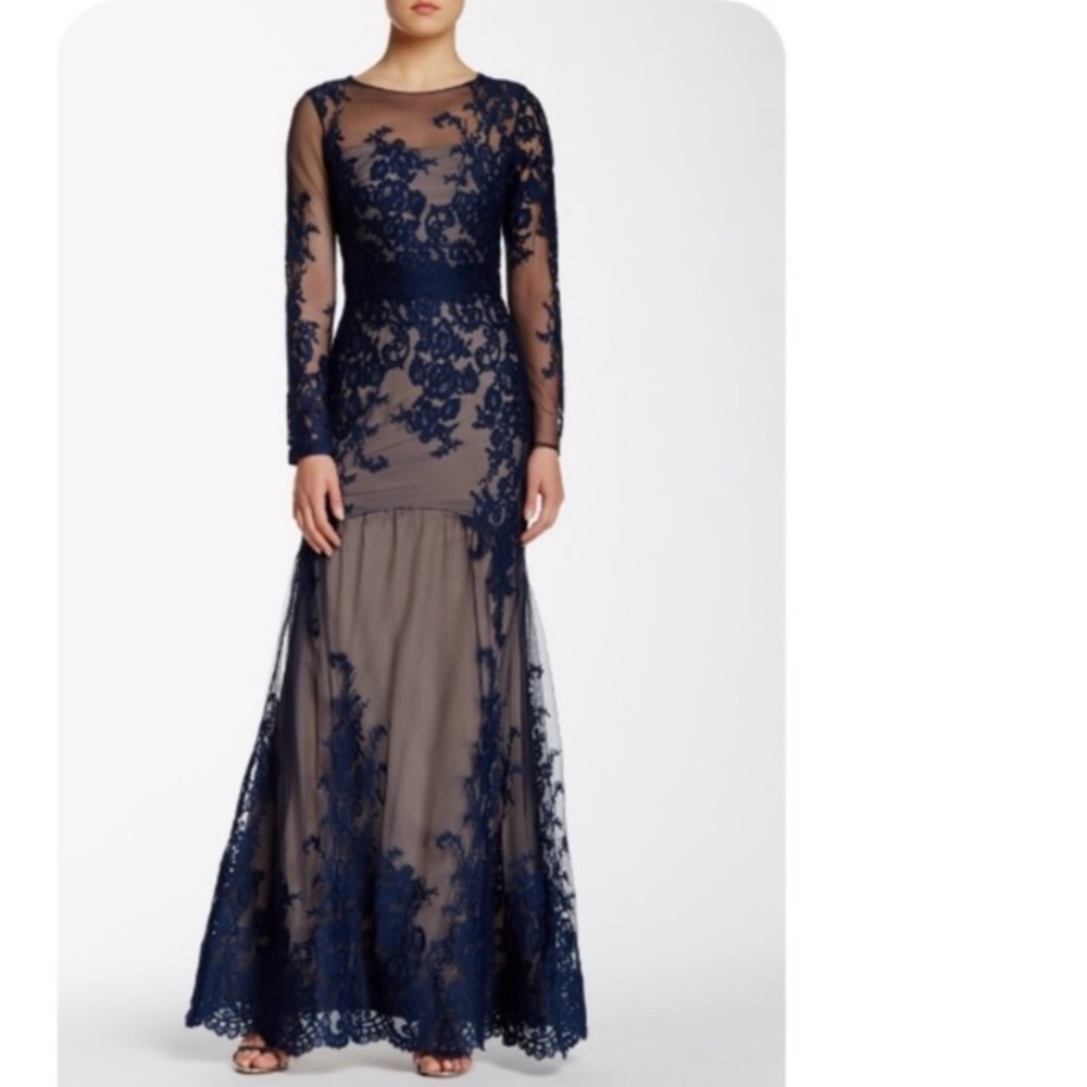 NWOT Marchesa Notte Navy lace gown